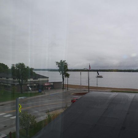Fairfield Inn & Suites By Marriott Detroit Lakes Exterior foto